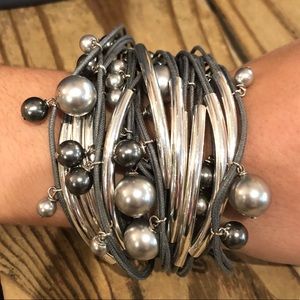 Gillian Julius pearl bracelet